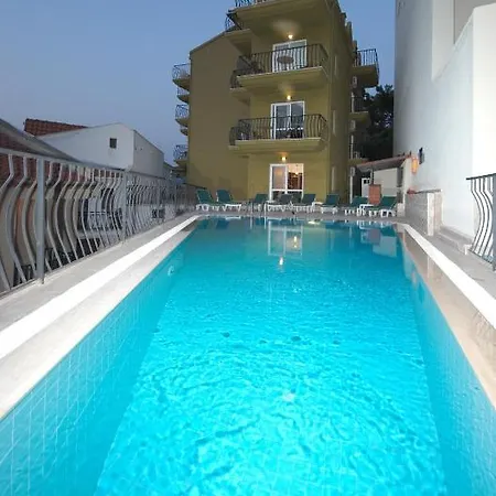 Hotel apartamentowy Es Turunç